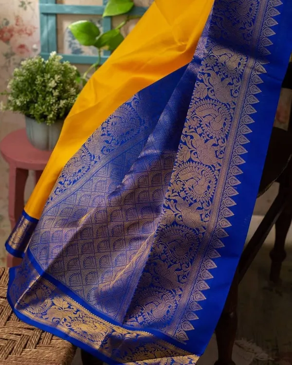 Yellow_Embellished_Banarasi_Jacquard_Saree_(Yellow)